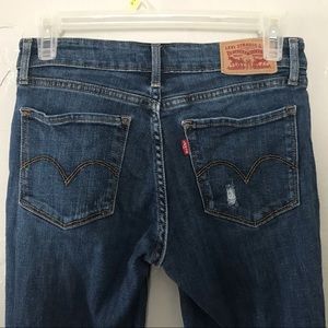 Levi’s 711 Skinny Jeans